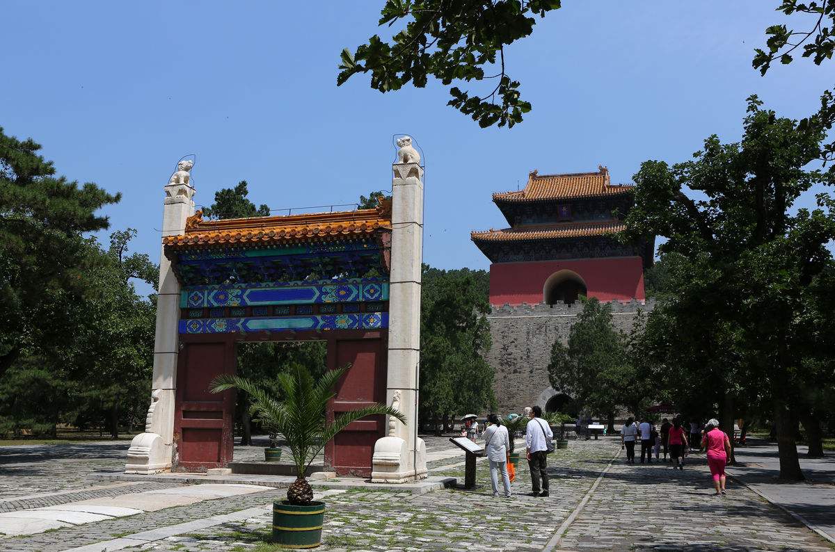 【携程攻略】北京明十三陵景点,元旦来的十三陵，相对北京市区来说，这里是挺冷清的，估计只有些历史…